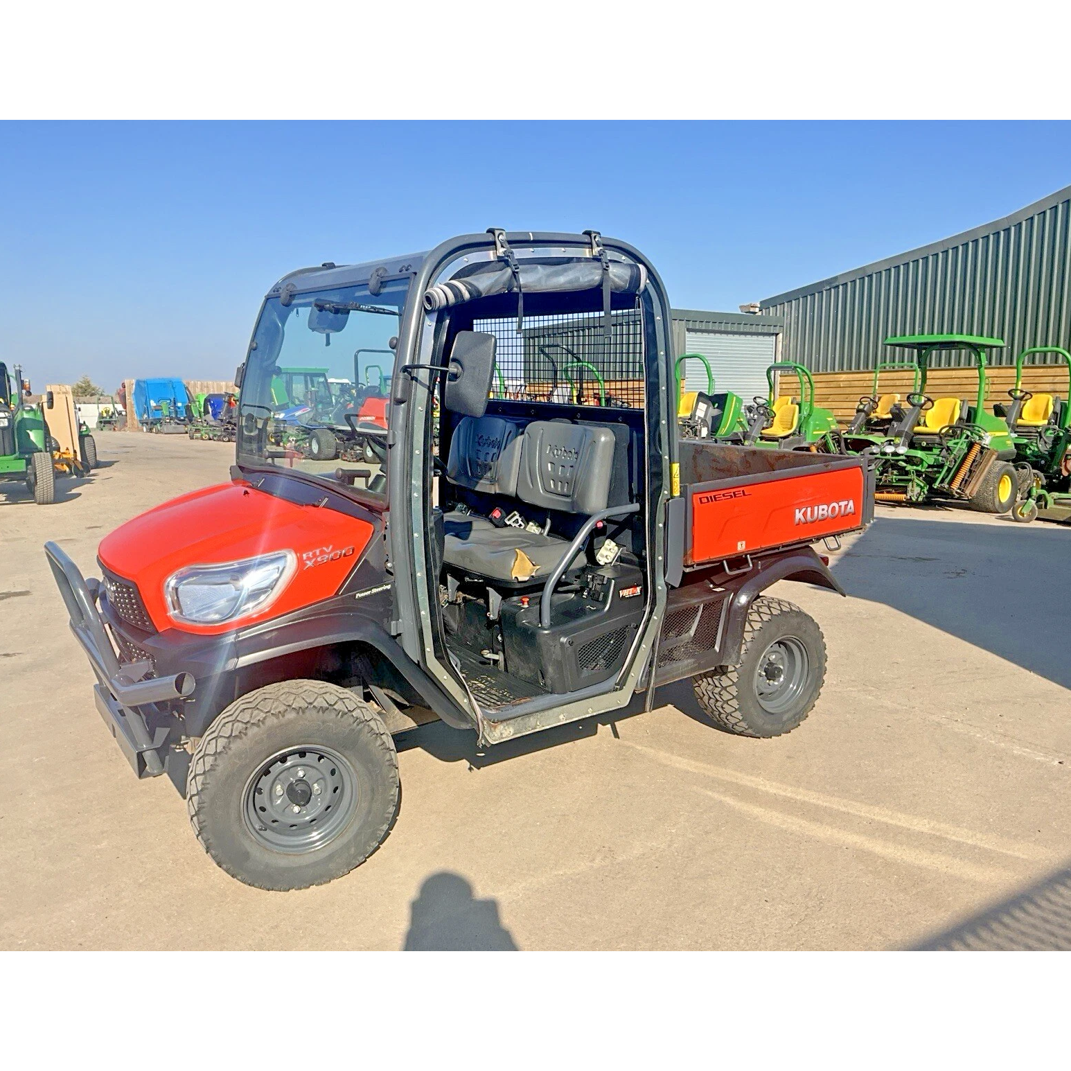 2014 KUBOTA RTV X900 UTILITY VEHICLE